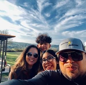 Meet your Posher, Noel-eileen